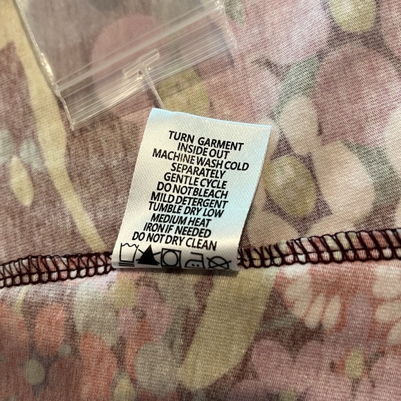 NWOT Spartina wrap dress - ladies XL. Beautiful floral print in dark magenta. - Picture 9 of 11